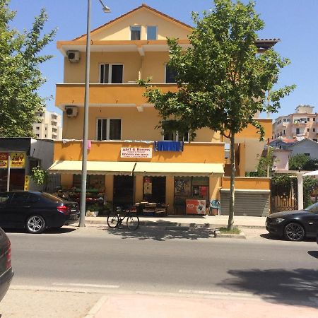 Vogli'S House Apartments & Rooms Durrës Extérieur photo