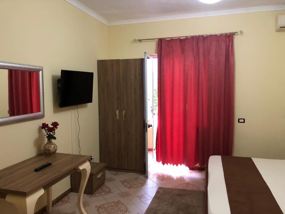 Vogli'S House Apartments & Rooms Durrës Extérieur photo